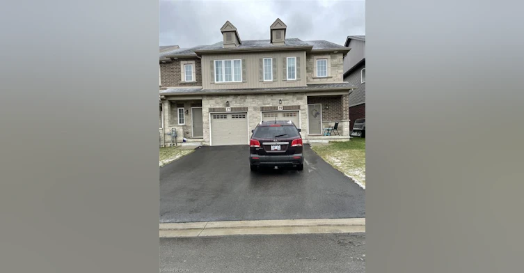 39 Beasley Grove, Hamilton, ON, L9K 0J7