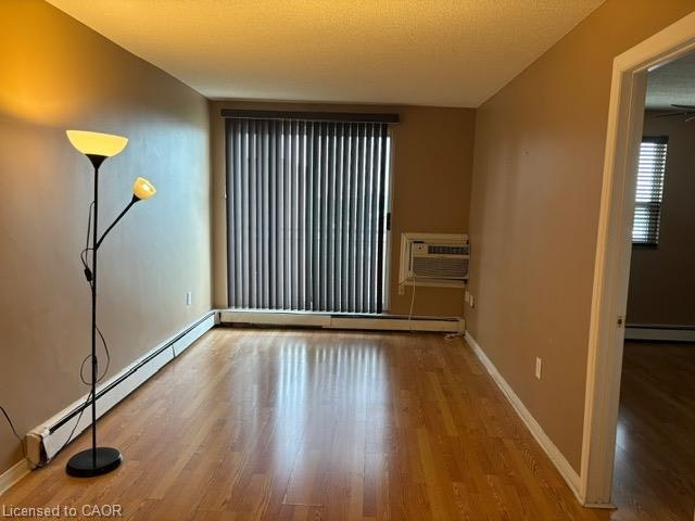 604-30 Summit Avenue, Hamilton, ON, L8V 2R8 - 3