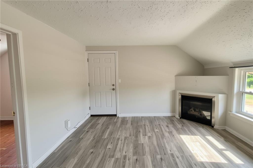 1-301 Campbell Street, Brantford, ON, N3S 5B6 - 2