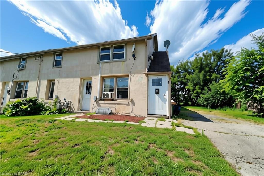 1-301 Campbell Street, Brantford, ON, N3S 5B6