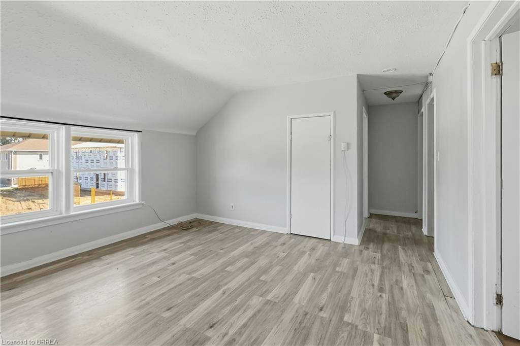 1-301 Campbell Street, Brantford, ON, N3S 5B6 - 3