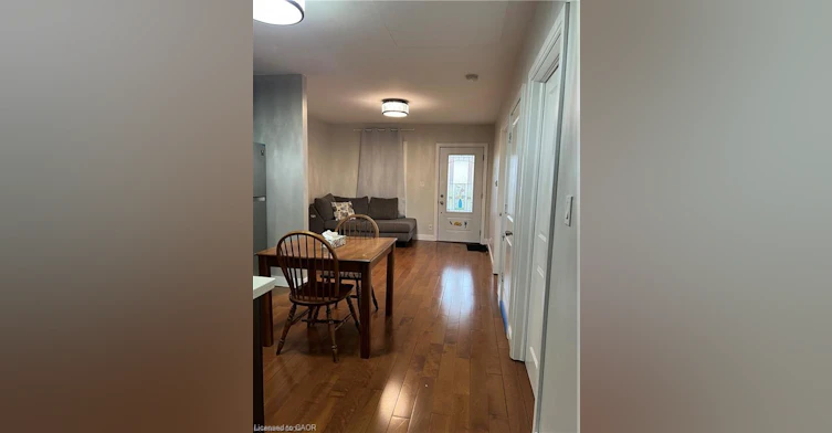 179 Vine Street S, St. Catharines, ON, L2R 3Y7 - 4