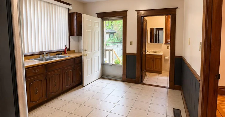 1-15 Prospect Street S, Hamilton, ON, L8M 2Y9 - 5