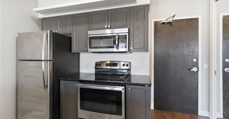 1106-112 King Street E, Hamilton, ON, L8N 1A8 - 8