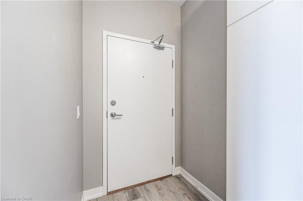 302-255 Northfield Drive E, Waterloo, ON, N2K 0G5 - 2