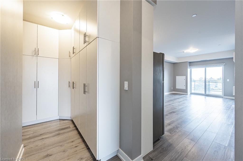 302-255 Northfield Drive E, Waterloo, ON, N2K 0G5 - 4