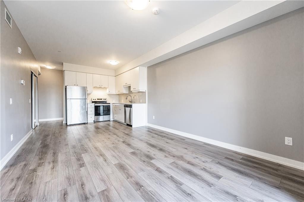 302-255 Northfield Drive E, Waterloo, ON, N2K 0G5 - 9