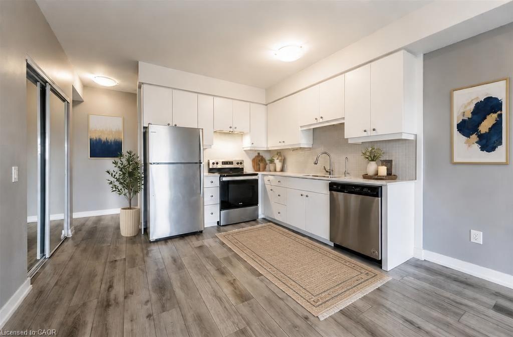 302-255 Northfield Drive E, Waterloo, ON, N2K 0G5 - 13
