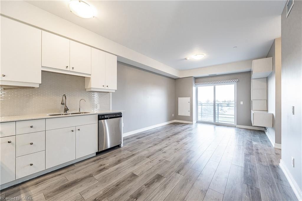 302-255 Northfield Drive E, Waterloo, ON, N2K 0G5 - 11
