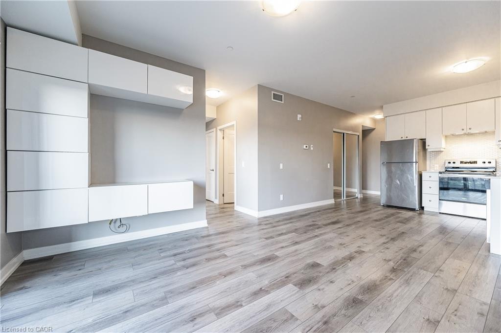 302-255 Northfield Drive E, Waterloo, ON, N2K 0G5 - 8