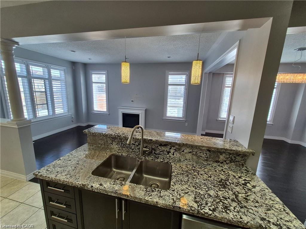 292 Rymal Road W, Hamilton, ON, L9B 0H6 - 7