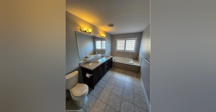 292 Rymal Road W, Hamilton, ON, L9B 0H6 - 17