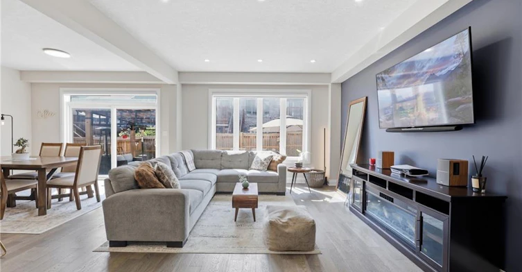 629 Wild Rye Street, Waterloo, ON, N2V 0E3 - 9