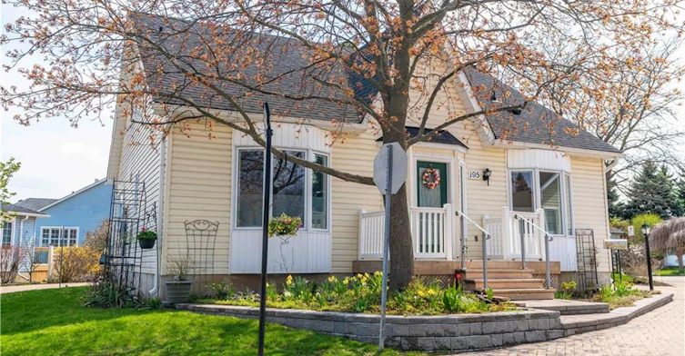 195 Silverbirch Boulevard, Hamilton, ON, L0R 1W0 - 3