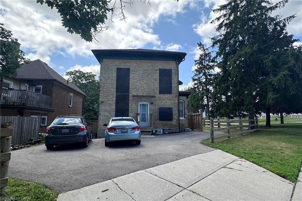 A (Lower)-10 Shanley Street, Kitchener, ON, N2H 5N8