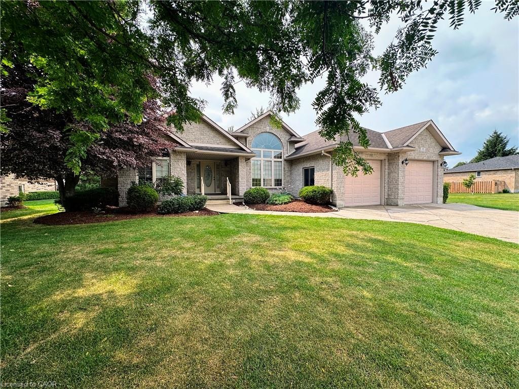 380 Bell Street, Minto, ON, N0G 2P0