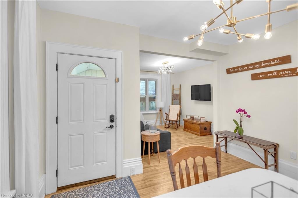 10 Bishop Street, Brantford, ON, N3S 1L9 - 4