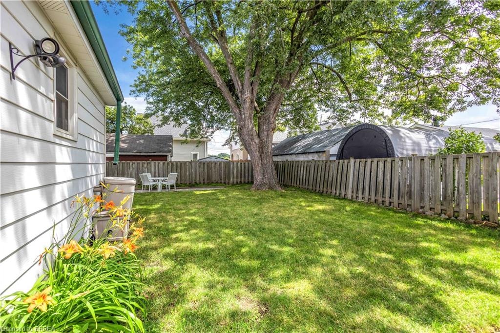 10 Bishop Street, Brantford, ON, N3S 1L9 - 27