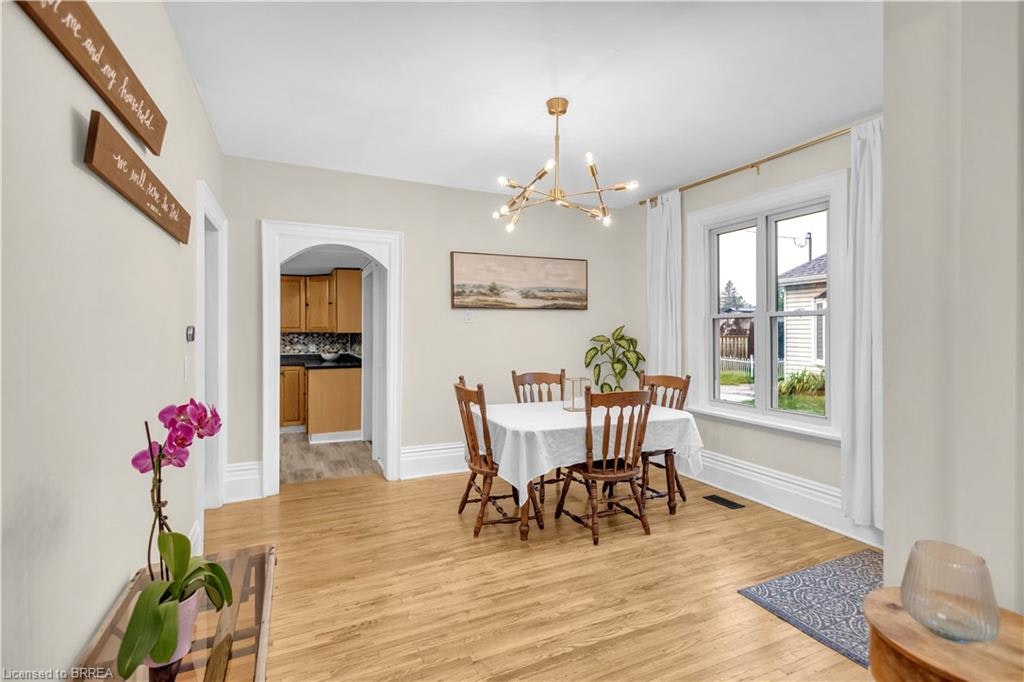 10 Bishop Street, Brantford, ON, N3S 1L9 - 6