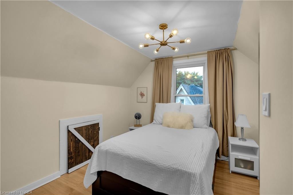 10 Bishop Street, Brantford, ON, N3S 1L9 - 19