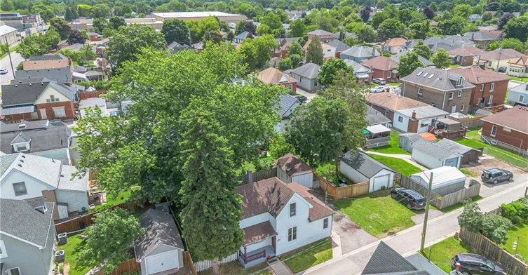 10 Bishop Street, Brantford, ON, N3S 1L9 - 33