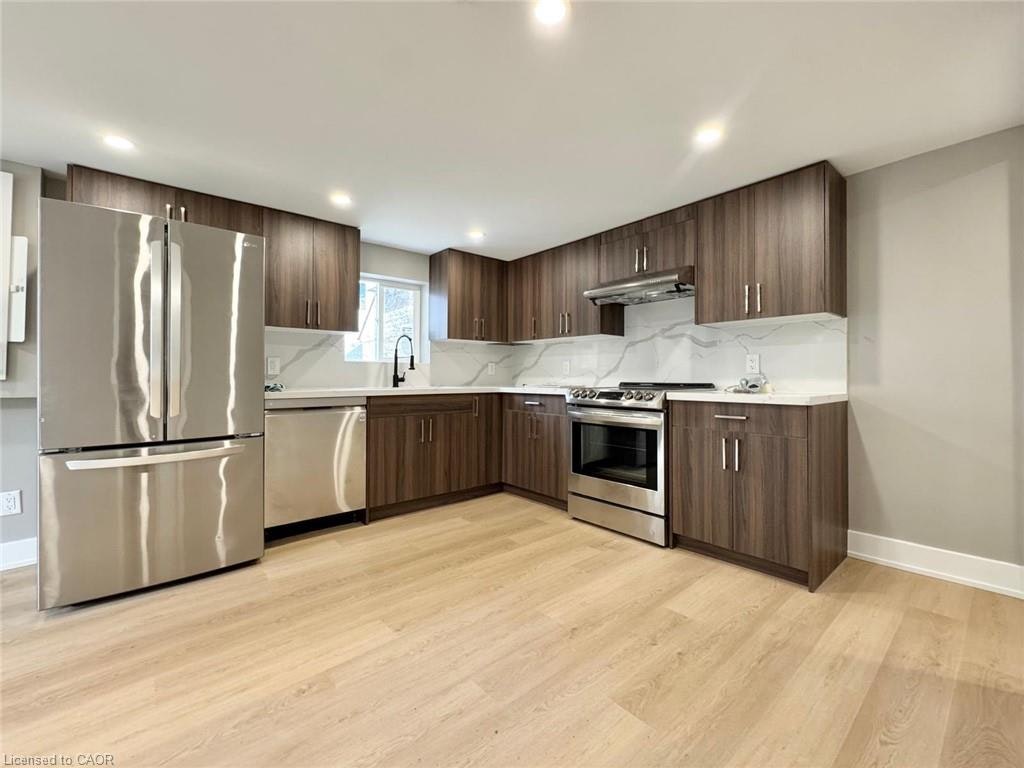 4-53 Martin Road, Hamilton, ON, L8K 3N4 - 2
