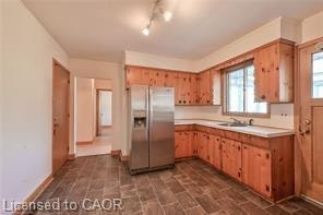 112 Academy Street, Hamilton, ON, L9G 2Y1 - 9