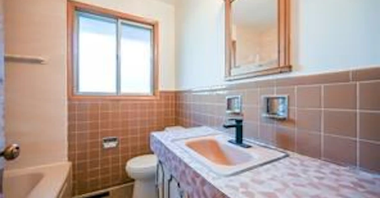 112 Academy Street, Hamilton, ON, L9G 2Y1 - 14