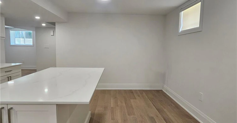 LOWER-115 Chesley Street, Hamilton, ON, L9C 3V9 - 6