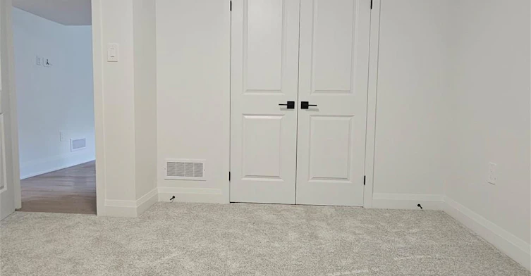 LOWER-115 Chesley Street, Hamilton, ON, L9C 3V9 - 17