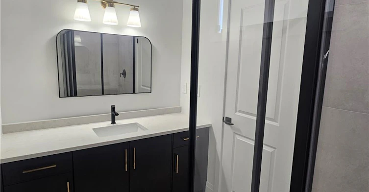 LOWER-115 Chesley Street, Hamilton, ON, L9C 3V9 - 20