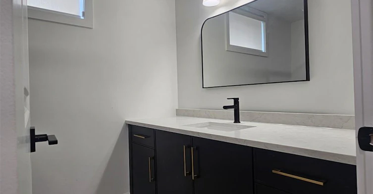 LOWER-115 Chesley Street, Hamilton, ON, L9C 3V9 - 19
