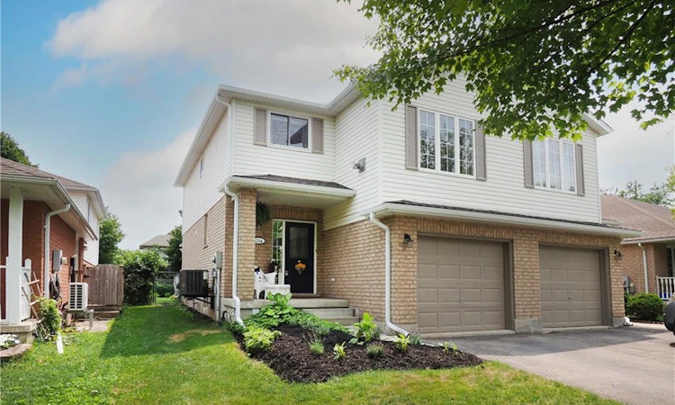 A-218 Inverhuron Crescent