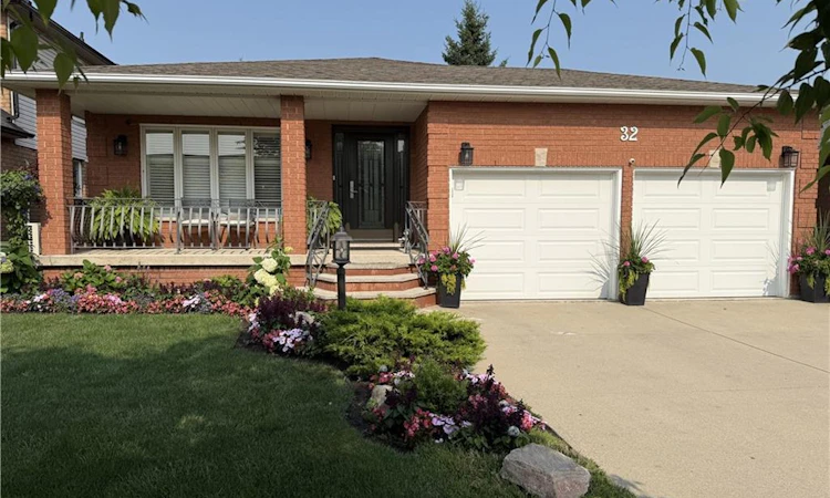 32 Highbury Drive