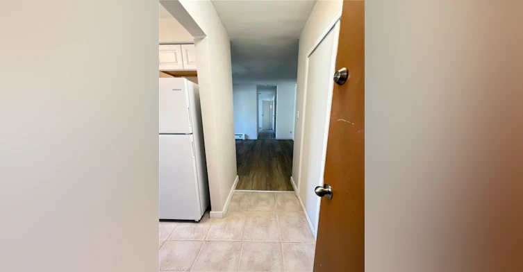7-449 Hazel Street, Waterloo, ON, N2L 3P7 - 2