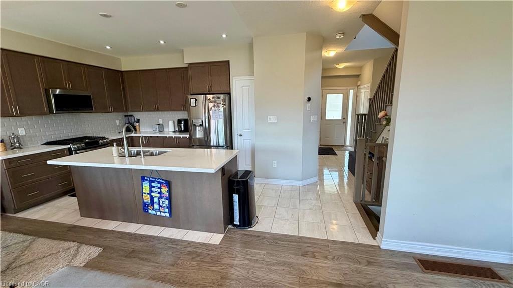 35 Pinot Crescent, Hamilton, ON, L8E 0J8 - 25