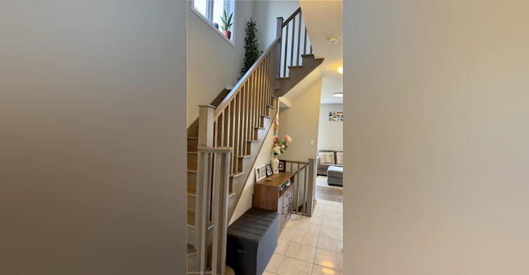 35 Pinot Crescent, Hamilton, ON, L8E 0J8 - 27