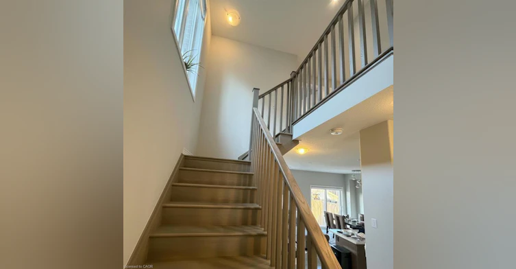 35 Pinot Crescent, Hamilton, ON, L8E 0J8 - 6