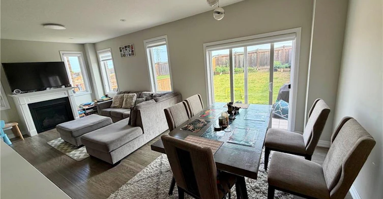 35 Pinot Crescent, Hamilton, ON, L8E 0J8 - 7