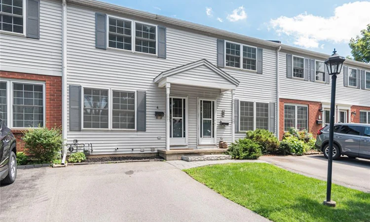 4-20 Niagara Street