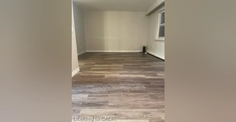 7-2251 Mountainside Drive, Burlington, ON, L7P 1B6 - 4