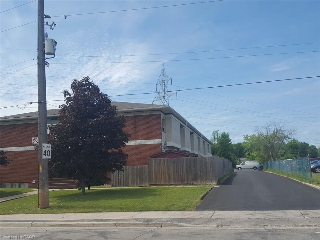 7-2251 Mountainside Drive, Burlington, ON, L7P 1B6 - 2