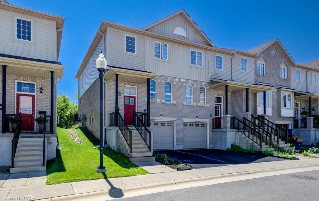 30-105 Pinnacle Drive, Kitchener, ON, N2P 1B8