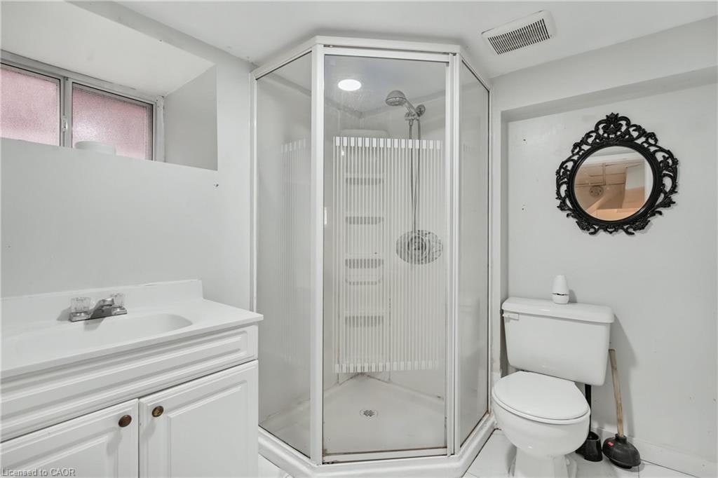 Lower-4989 Willmott Street, Niagara Falls, ON, L2E 1Z9 - 7