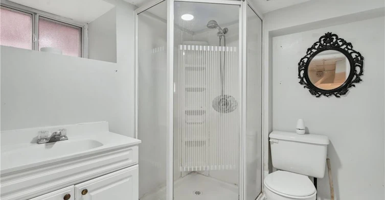 Lower-4989 Willmott Street, Niagara Falls, ON, L2E 1Z9 - 7