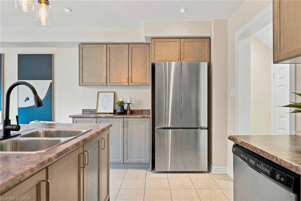 123 Skinner Road, Hamilton, ON, L8B 0R4 - 9