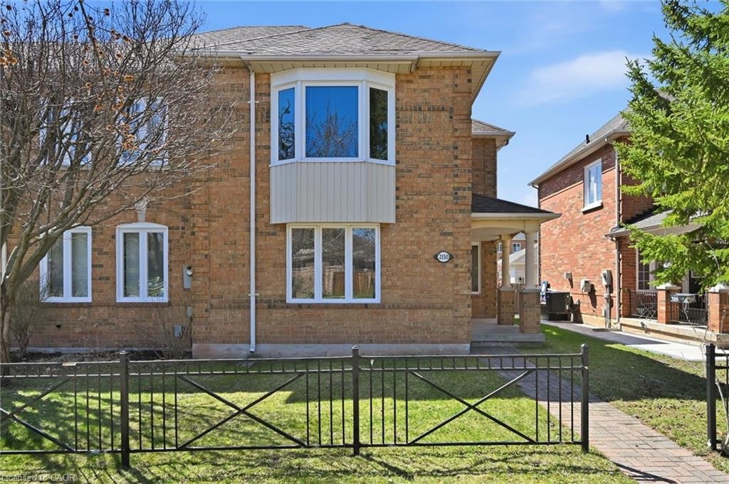 2150 Fourth Line, Oakville, ON, L6M 3T2