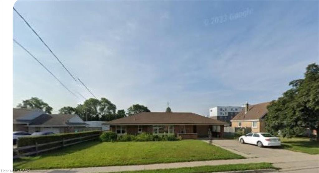 8 Munch Avenue, Cambridge, ON, N1R 1A2 - 2