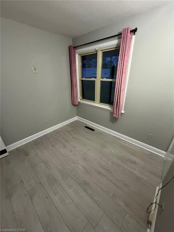8 Munch Avenue, Cambridge, ON, N1R 1A2 - 6