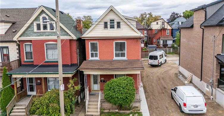 2-58 St. Matthews Avenue, Hamilton, ON, L8L 5P3 - 2
